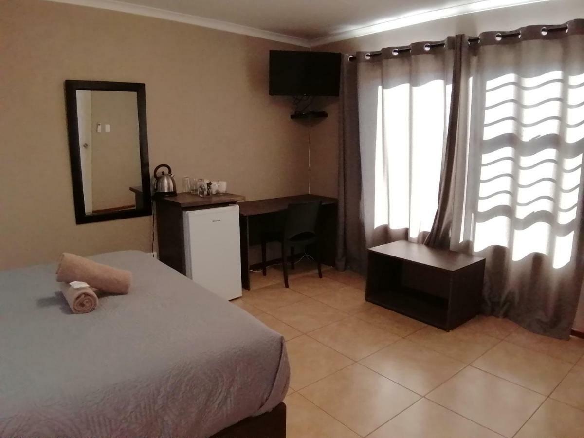 Goedehoop Guesthouse Zeerust المظهر الخارجي الصورة