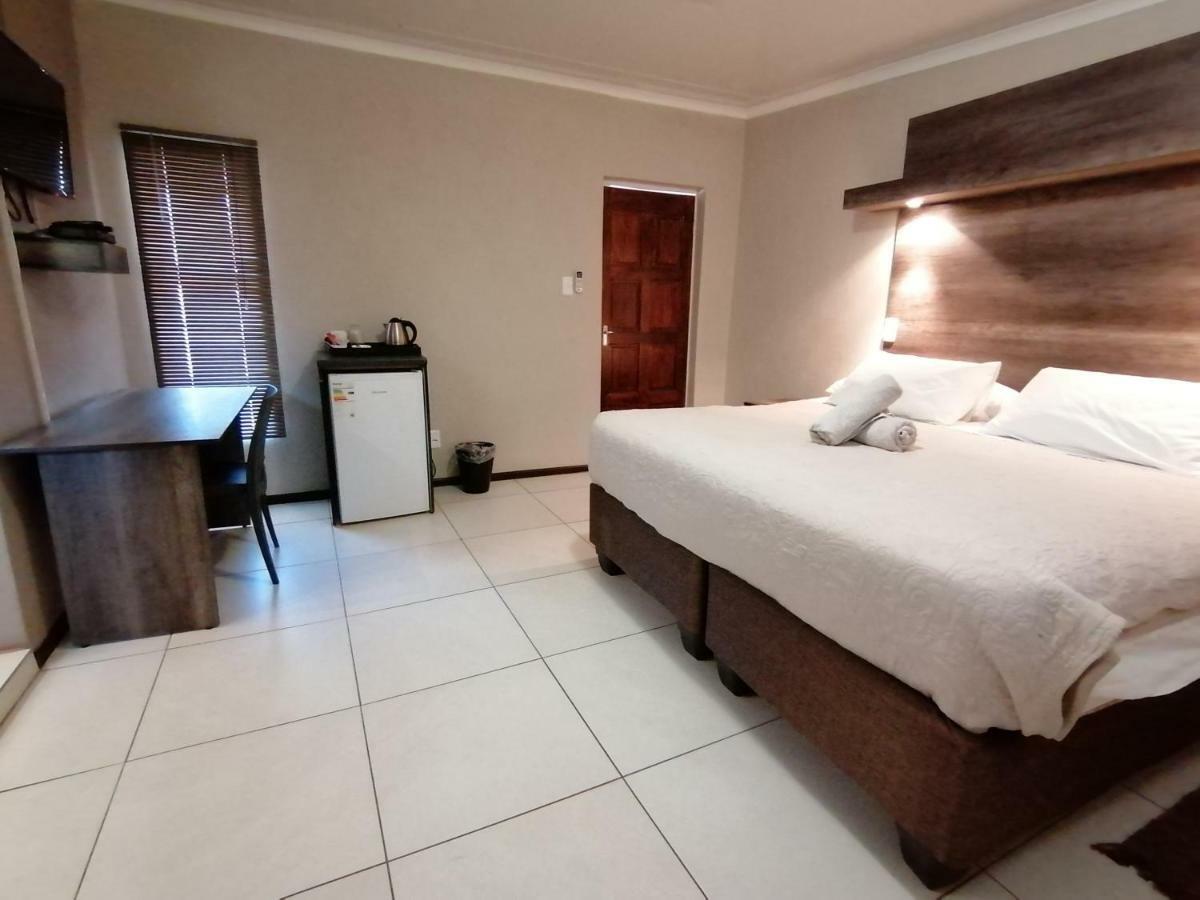 Goedehoop Guesthouse Zeerust المظهر الخارجي الصورة